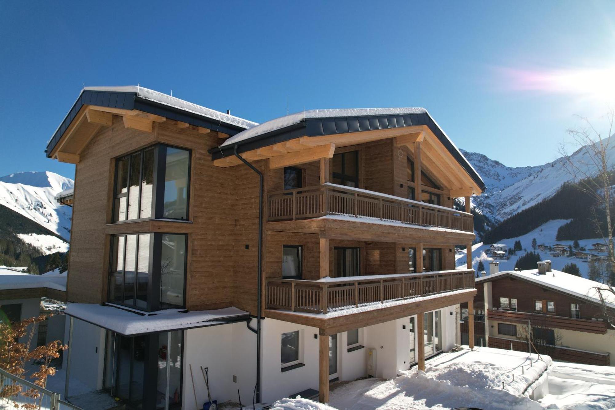 Hotel Haus Enzian Berwang Exterior foto